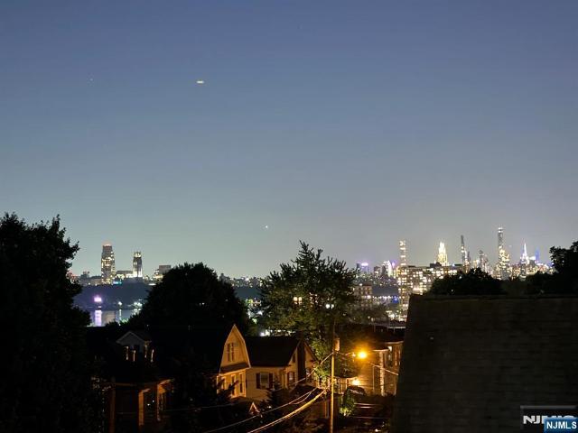 Property for rent in Edgewater, New Jersey