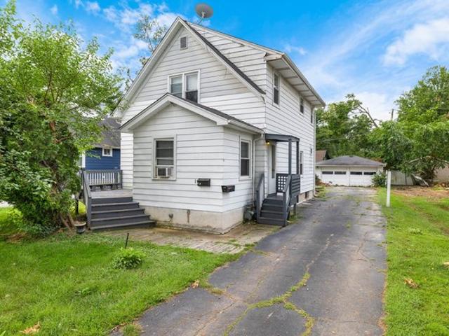 House for sale in Glenwood, Illinois