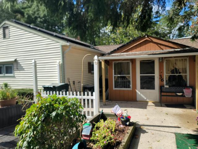 House for sale in Northfield Plaza, Northfield