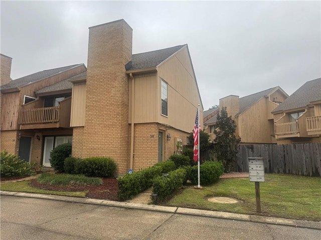 Townhouse for sale in Destrehan, Louisiana