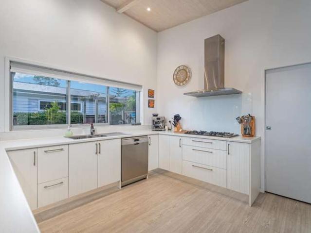 House for sale in Cooks Beach, Waikato