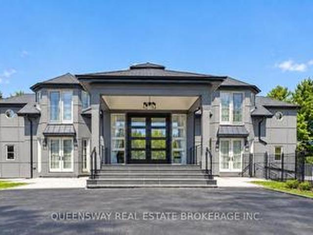 House for sale in Barrie, Central Ontario