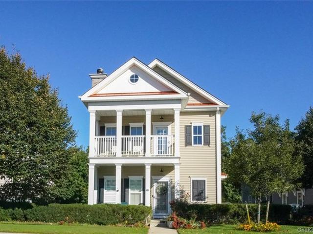 Condo for sale in East Islip, Town of Islip