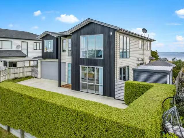 House for sale in Auckland, Oroua County
