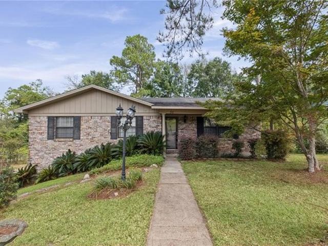 House for sale in Mobile County Commission District 1, Chickasaw