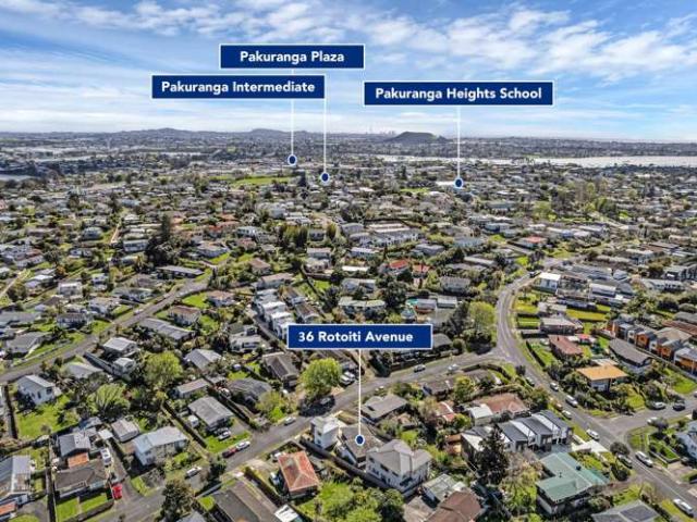 House for sale in Pakuranga Heights, Howick