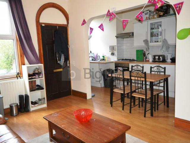 House for rent in Hyde Park, West Yorkshire