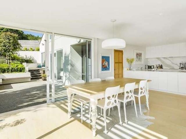 House for rent in Otakou