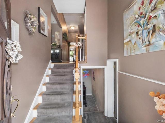House for sale in Glenwood, New York