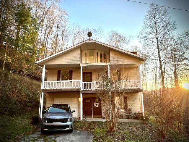 House for sale in Pineville, Kentucky