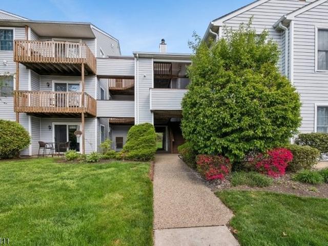 Condo for sale in Lincoln Park, New Jersey