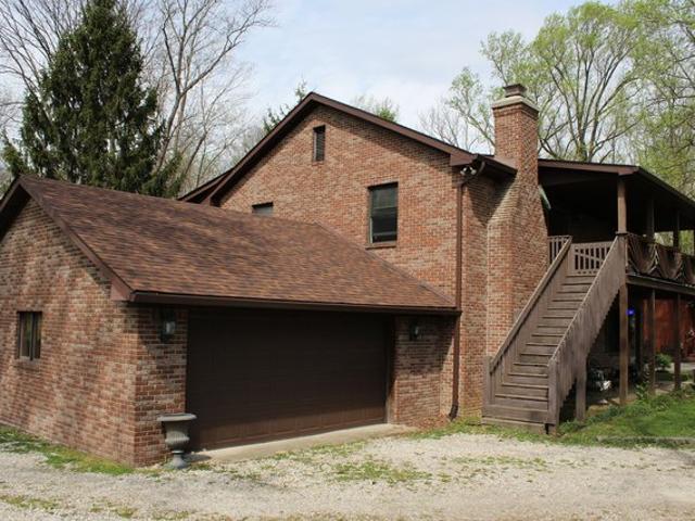 House for sale in Coatesville, Indiana