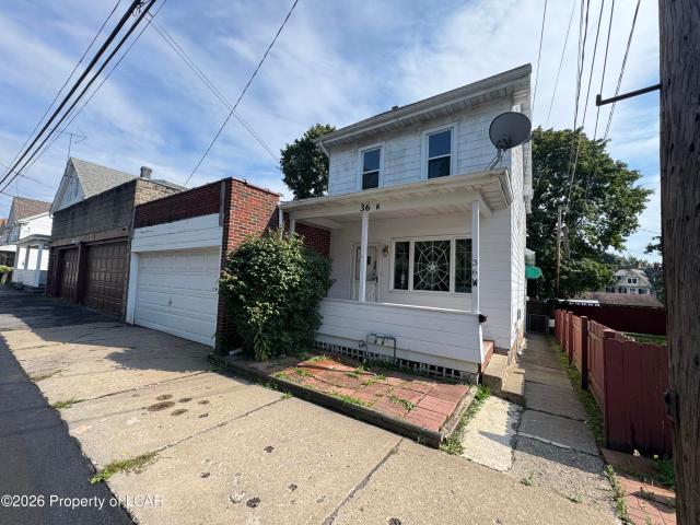 House for sale in Old Sugar Loaf, Hazleton