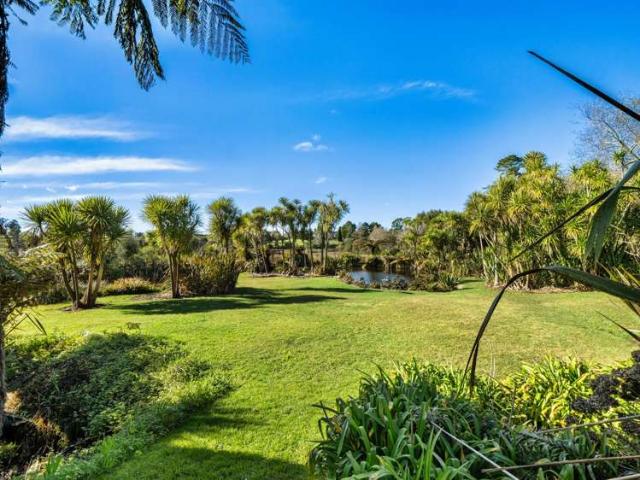 Property for sale in Te Puna, Bay Of Plenty