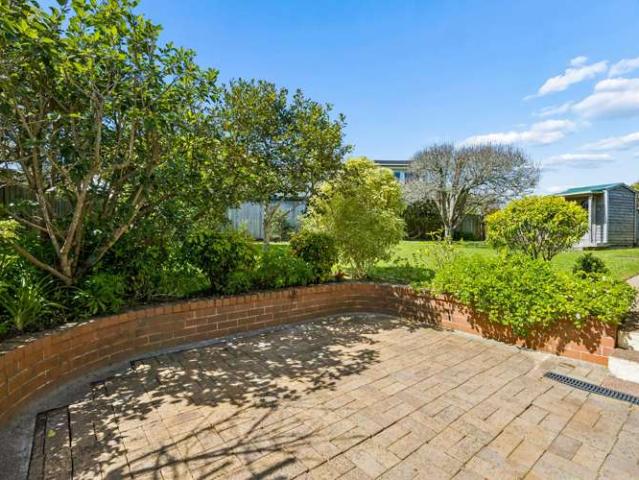 House for sale in Bucklands Beach, Howick