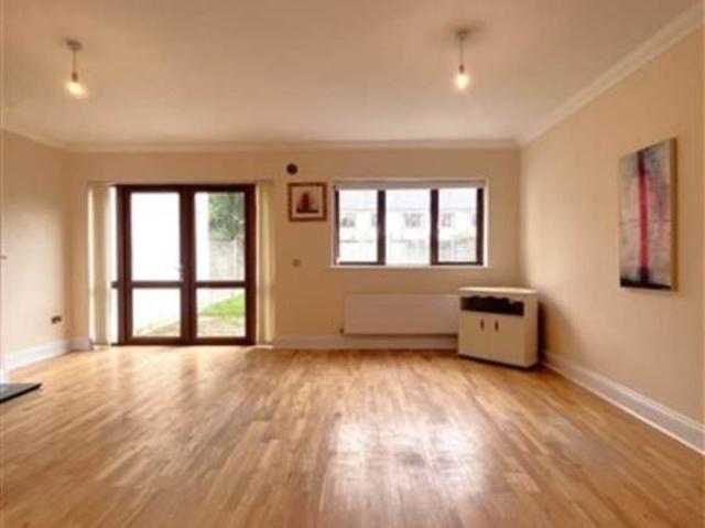 Townhouse to rent in Eadestown, North Tipperary
