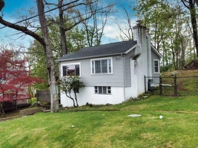 House for sale in Glasser, New Jersey