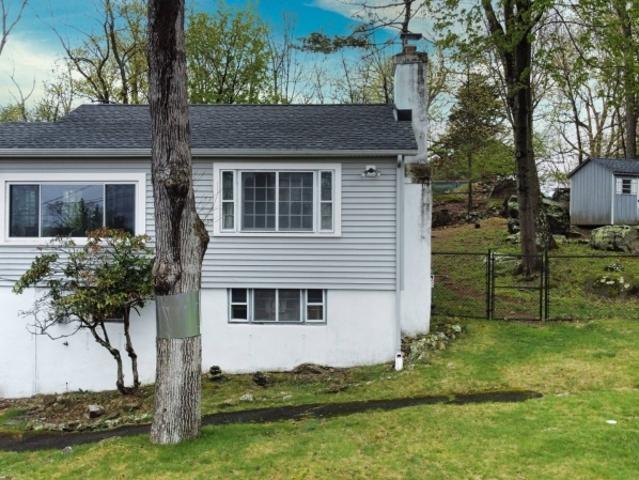 Property for sale in Glasser, New Jersey