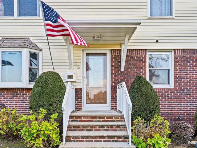 House for sale in Rochelle Park, New Jersey