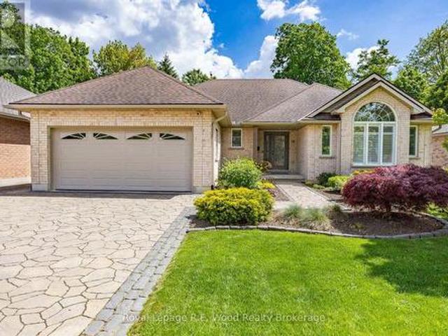 House for sale in Tillsonburg, Ontario