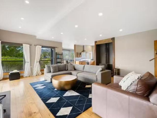 House for sale in Little Akaloa, Canterbury