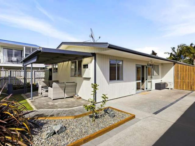 Townhouse for sale in Big Manly, Hibiscus and Bays
