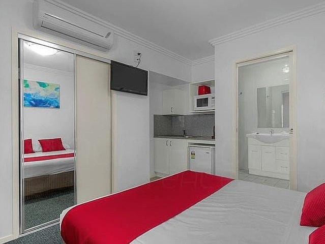 Granny Flat for rent in Kangaroo Point, Greater Brisbane
