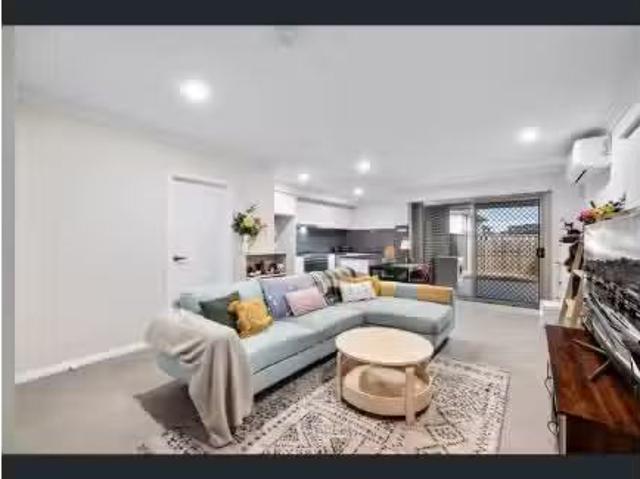 House for rent in Gledswood Hills, Sydney