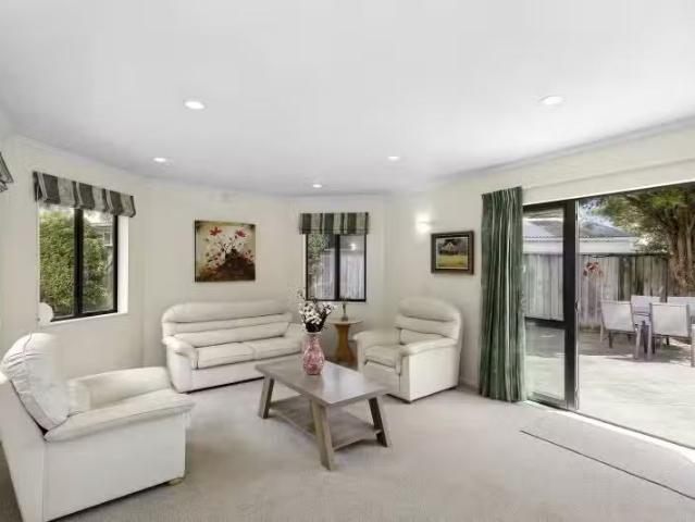 House for sale in Pauatahanui, Wellington