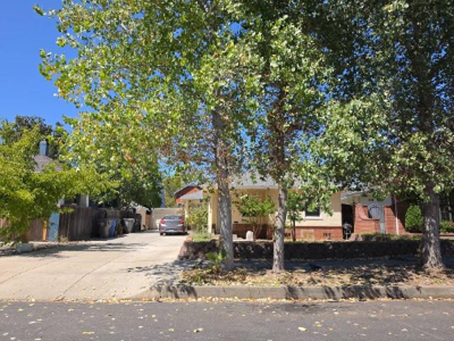 House for sale in East Sacramento, Sacramento