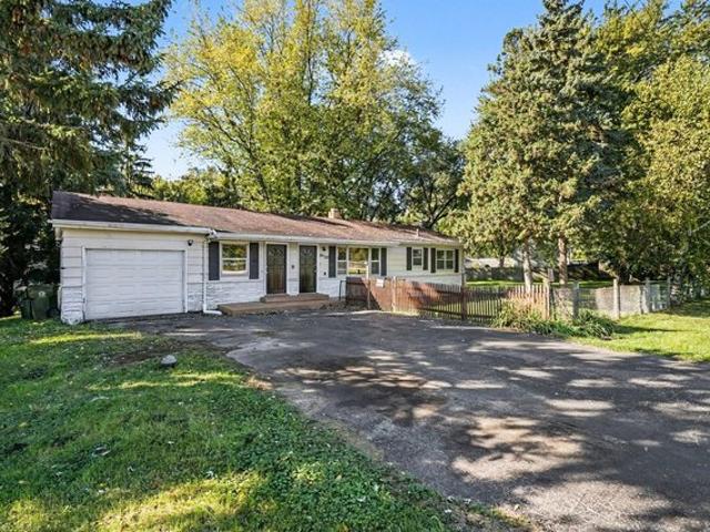 House for sale in Elgin, Kane County