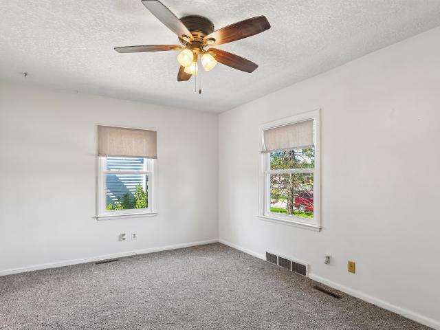 House for sale in Des Moines, Iowa