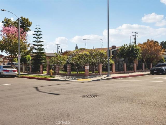 House for sale in Maywood, California