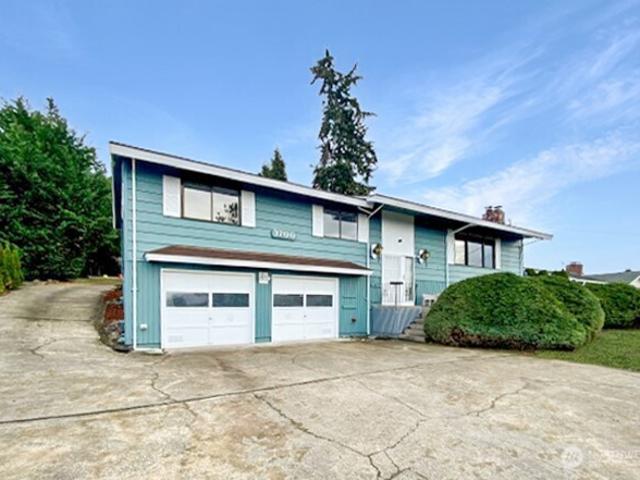 House for sale in Belfair, Washington