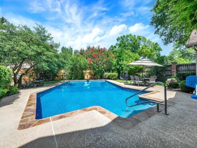 House for sale in Bedford, Texas
