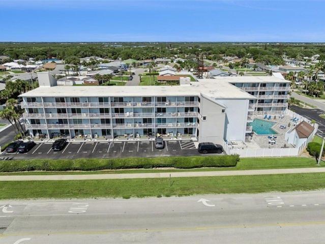 Condo for sale in New Smyrna Beach, Florida