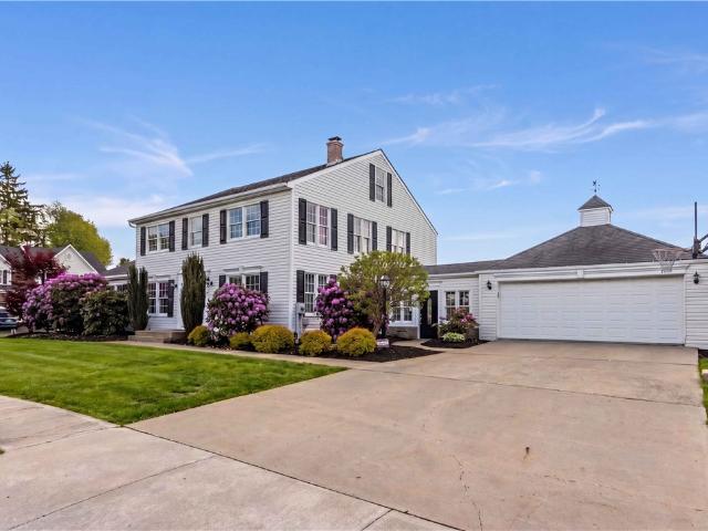 House for sale in Bakerstown, Pennsylvania