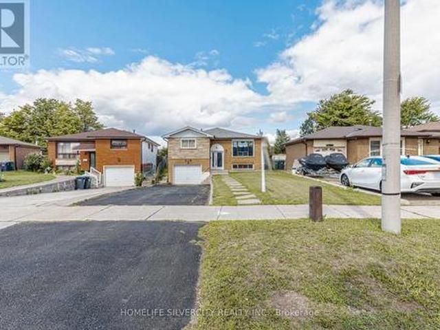 House for sale in Mississauga, Ontario