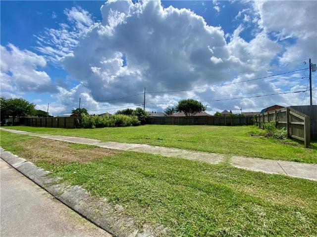 Land for sale in Chalmette, Louisiana