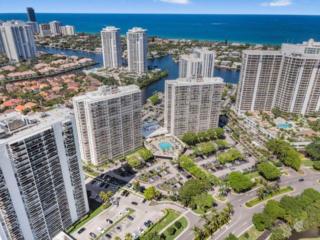 Condo for sale in Aventura, Florida