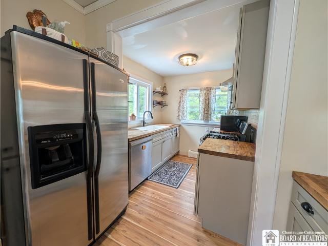 House for sale in Collins Center, Town of Collins