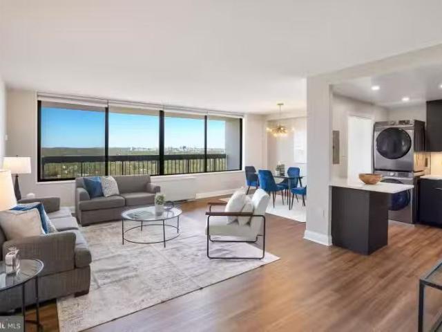 Condo for sale in Falls Church