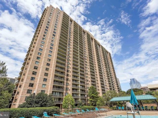 Condo for sale in Virginia