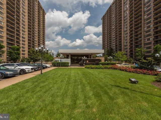 Condo for sale in Virginia