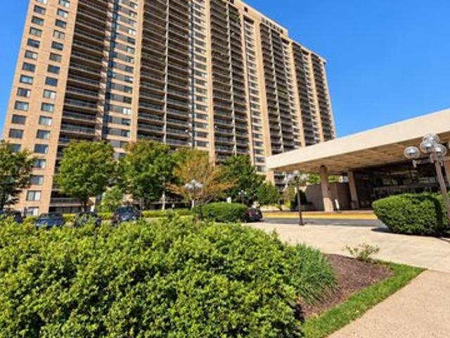 Condo for sale in Falls Church, Virginia
