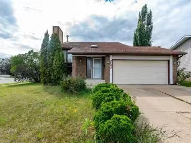 House for sale in Lloydminster, Alberta