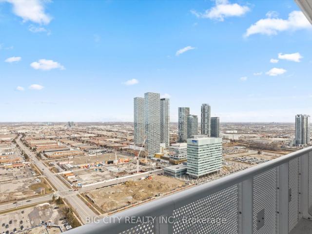 Condo for rent in York, Ontario