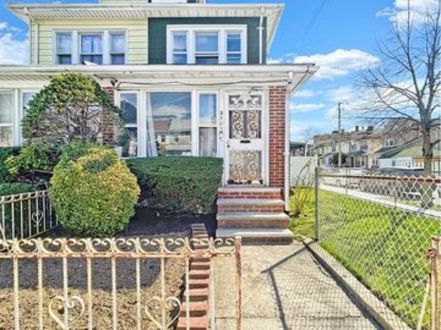House for sale in Arverne, New York