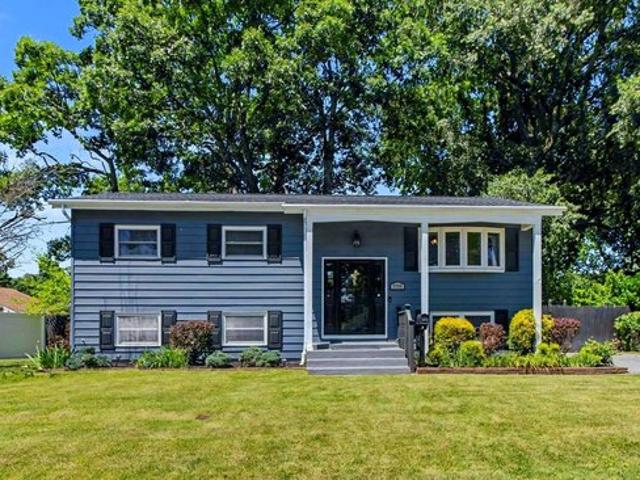 House for sale in Middle River, Maryland
