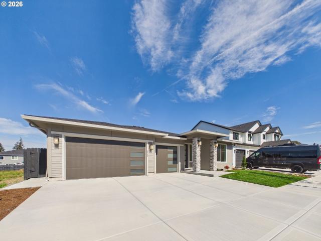 House for sale in Ridgefield, Clark County